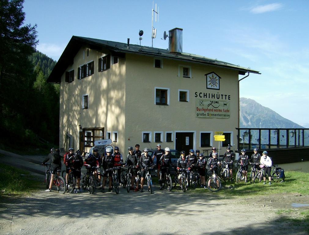 Skihuette Zams Exterior foto